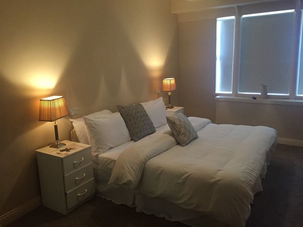 The Townhouse Bed & Breakfast Milltown Malbay Dış mekan fotoğraf