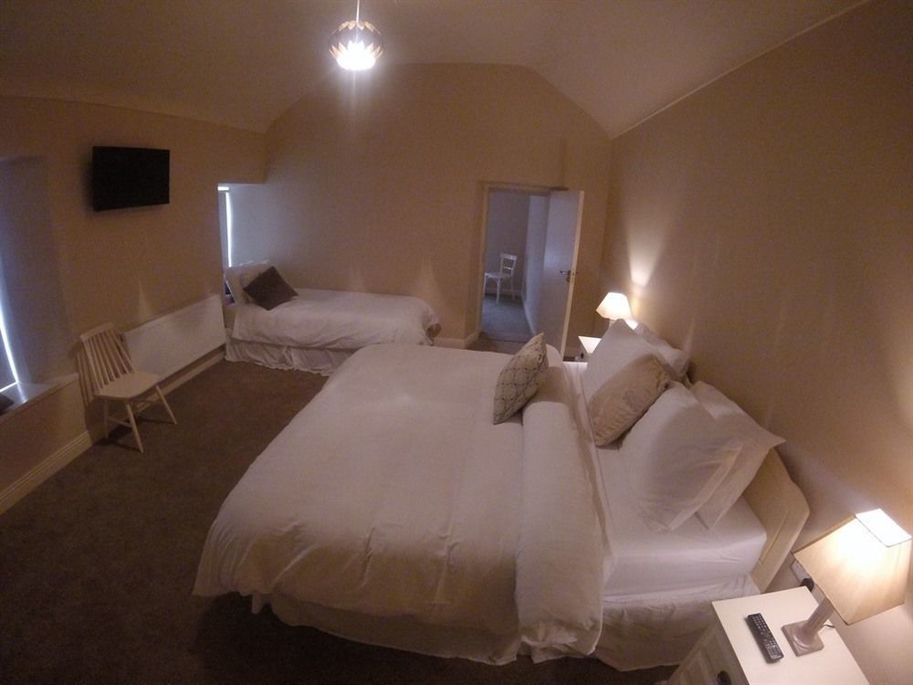 The Townhouse Bed & Breakfast Milltown Malbay Dış mekan fotoğraf